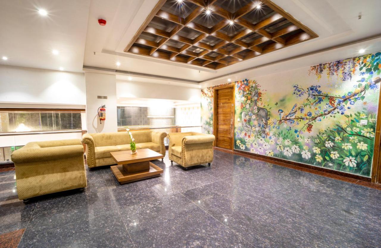 Hotel Divine Lakshmi Ganga Ришикеш Экстерьер фото
