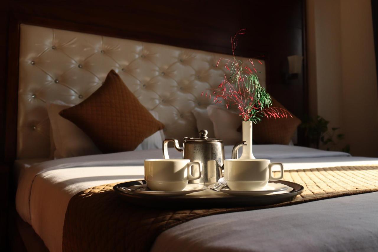 Hotel Divine Lakshmi Ganga Ришикеш Экстерьер фото